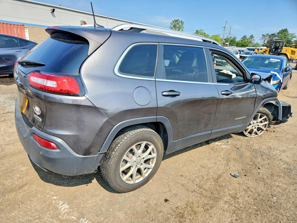 62810166 :رقم المزاد ، 1C4PJMCSXGW368399 vin ، 2016 Jeep Cherokee مزاد بيع