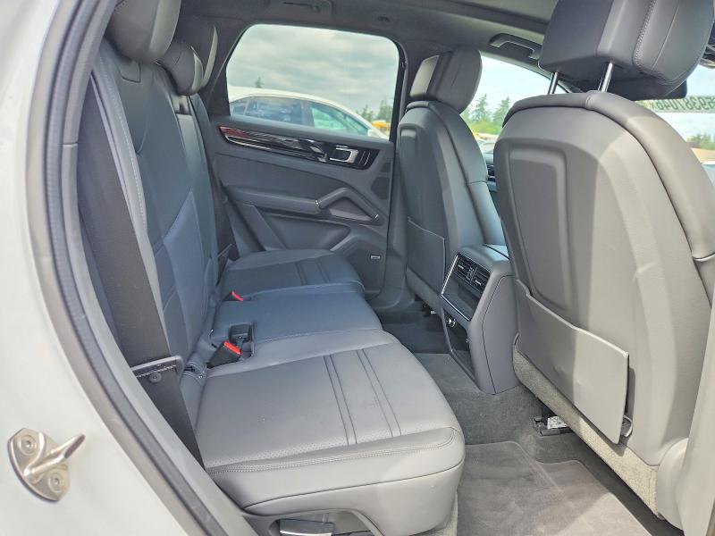 59387046 :رقم المزاد ، WP1AA2AYXMDA00764 vin ، 2021 Porsche Cayenne مزاد بيع