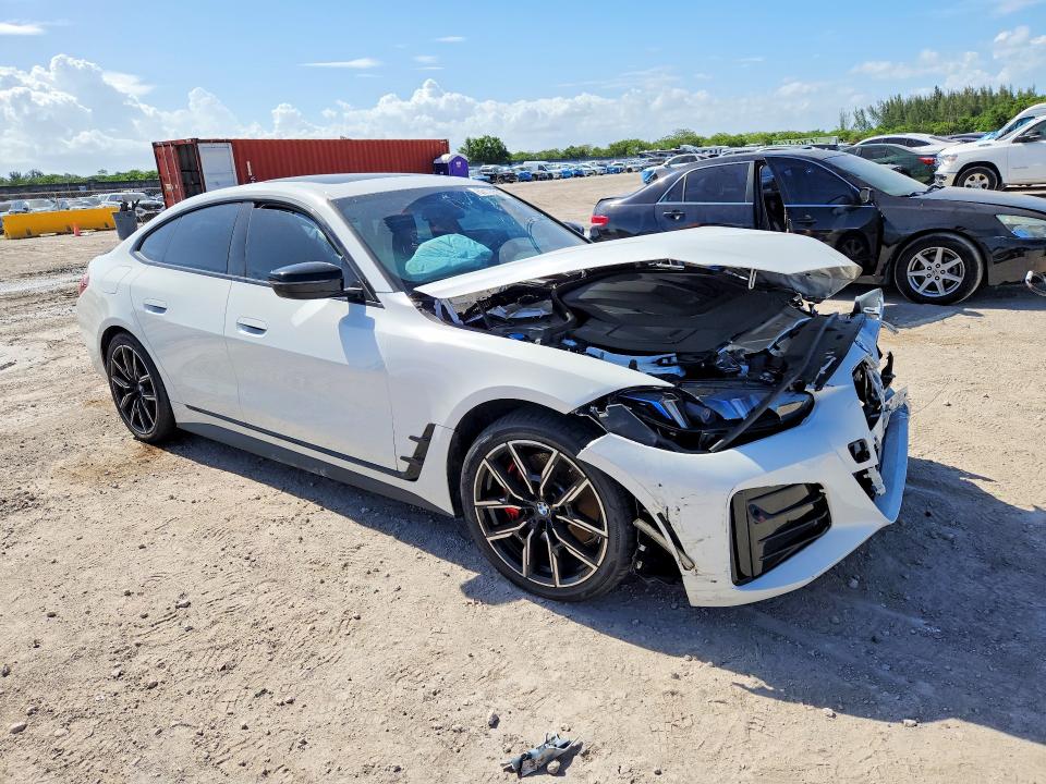 62136936 :رقم المزاد ، WBY23HD06SFV63366 vin ، 2025 Bmw I4 مزاد بيع