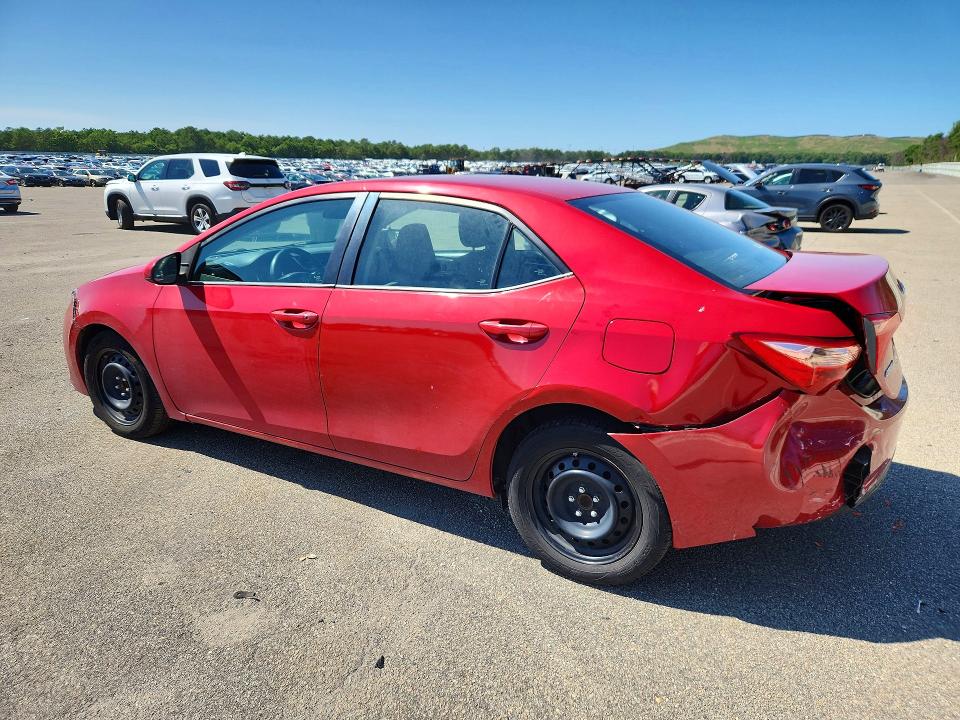 61751266 :رقم المزاد ، 2T1BURHE5JC068044 vin ، 2018 Toyota Corolla مزاد بيع
