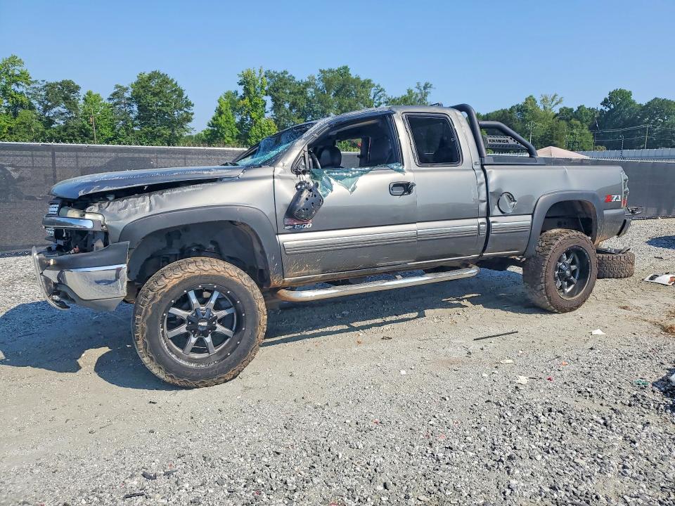 59351456 :رقم المزاد ، 2GCEK19T521128633 vin ، 2002 Chevrolet Silverado مزاد بيع