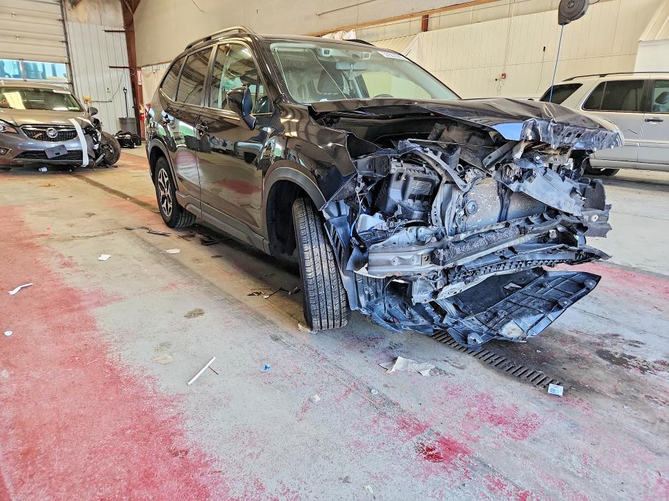 Продажа на аукционе авто 2019 Subaru Forester, vin: JF2SKEGC0KH583241, номер лота: 59352506