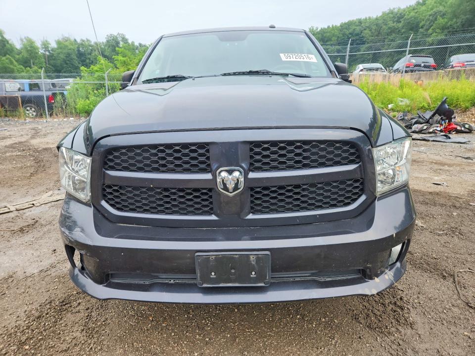 59720516 :رقم المزاد ، 3C6RR7KT1GG348951 vin ، 2019 Ram 1500 مزاد بيع