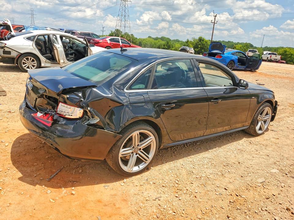 60499236 :رقم المزاد ، WAUFFAFL8CN015589 vin ، 2012 Audi A4 مزاد بيع