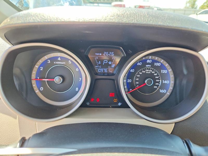 62311246 :رقم المزاد ، KMHDH4AEXFU304168 vin ، 2015 Hyundai Elantra مزاد بيع