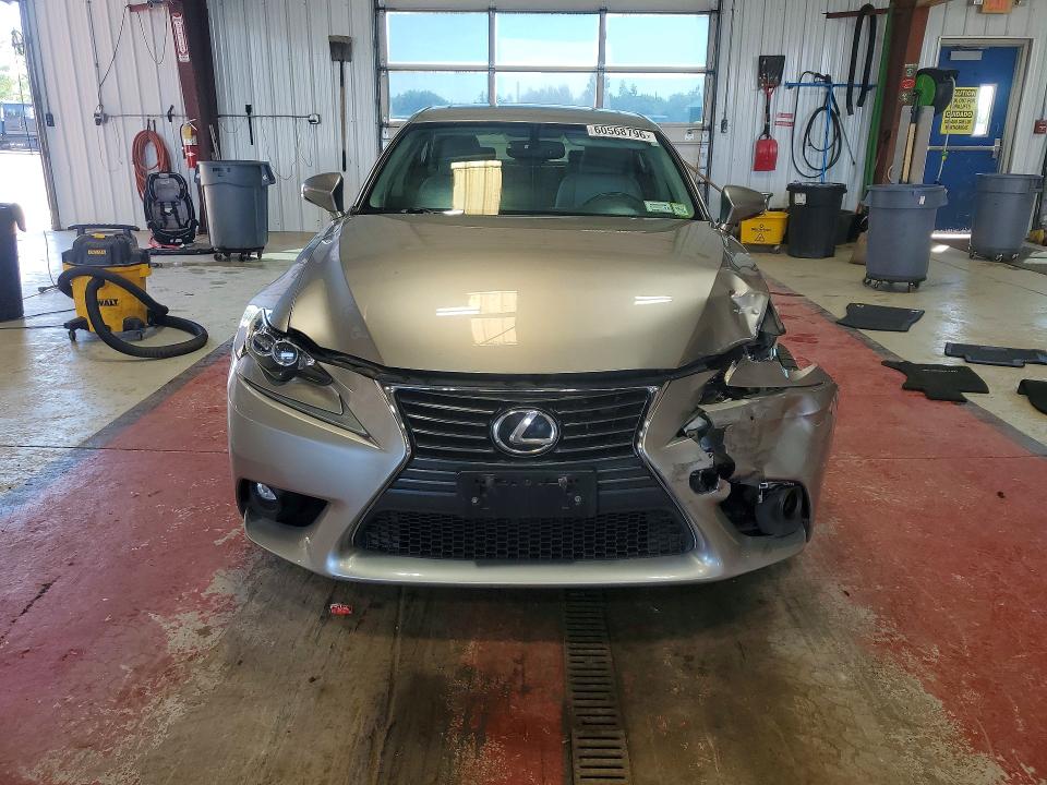 2015 Lexus Is მანქანა იყიდება აუქციონზე, vin: JTHCF1D28F5018320, აუქციონის ნომერი: 60568796
