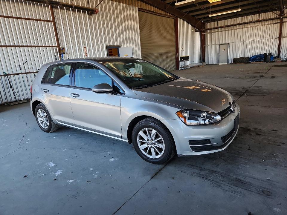 59628456 :رقم المزاد ، 3VW217AU4FM018603 vin ، 2015 Volkswagen Golf مزاد بيع