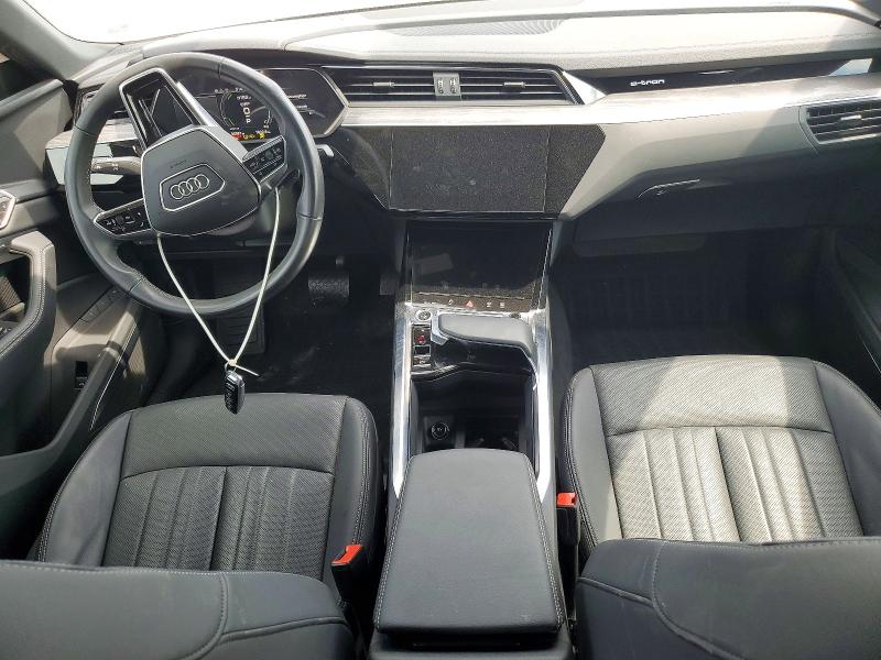 62298916 :رقم المزاد ، WA1CAAGE7RB035227 vin ، 2024 Audi Q8 E-tron مزاد بيع
