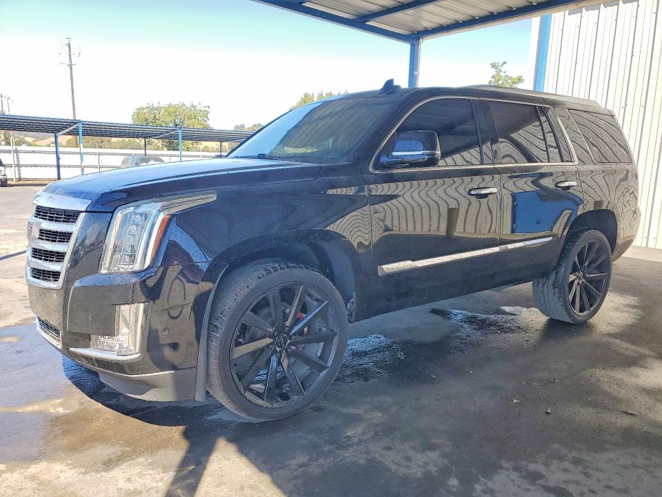 2018 Cadillac Escalade მანქანა იყიდება აუქციონზე, vin: 1GYS3BKJ8JR110660, აუქციონის ნომერი: 59229556