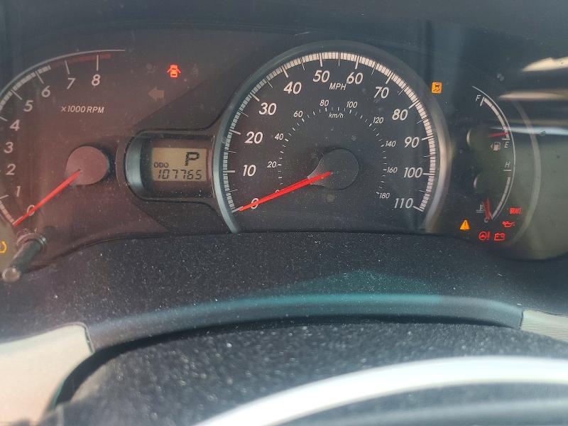 61474386 :رقم المزاد ، 5TDJK3DC5BS024637 vin ، 2011 Toyota Sienna مزاد بيع
