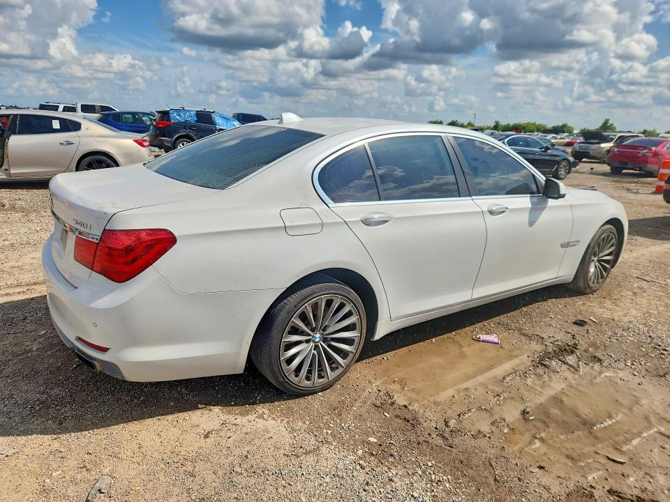 Продаж на аукціоні авто 2012 Bmw 740 I, vin: WBAKA4C54CDS99121, номер лоту: 51479746