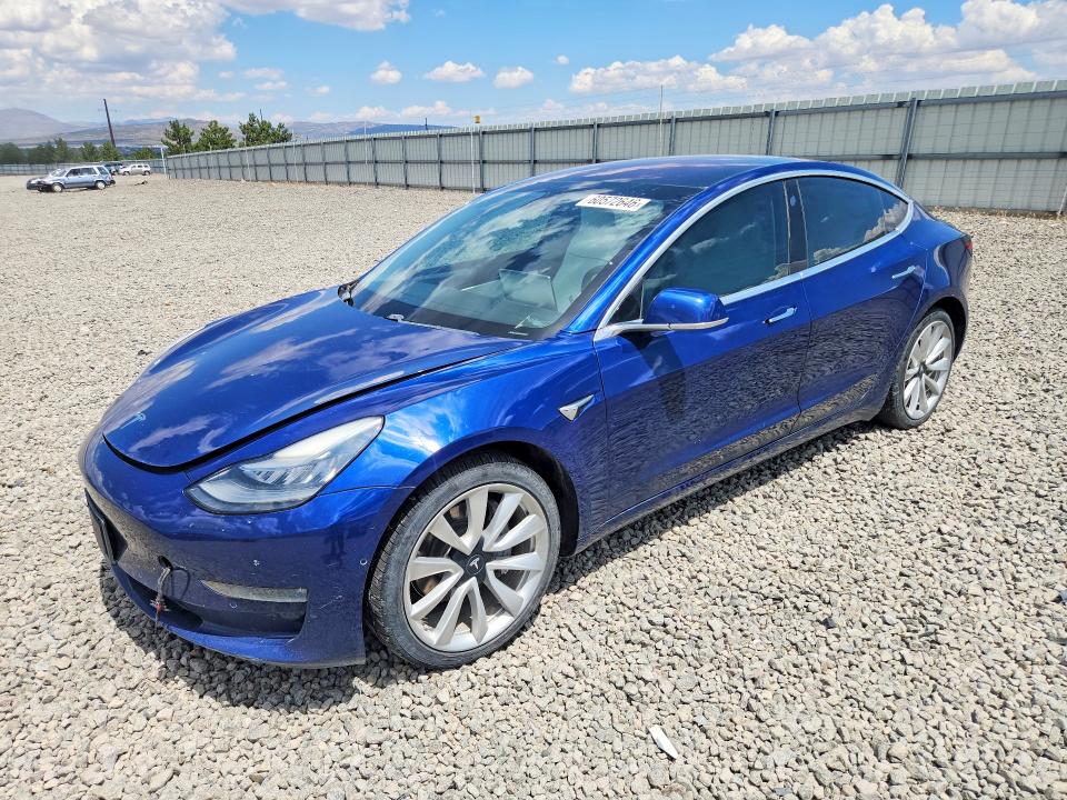 Auction sale of the 2018 Tesla Model 3, vin: 5YJ3E1EB1JF147753, lot number: 60572646