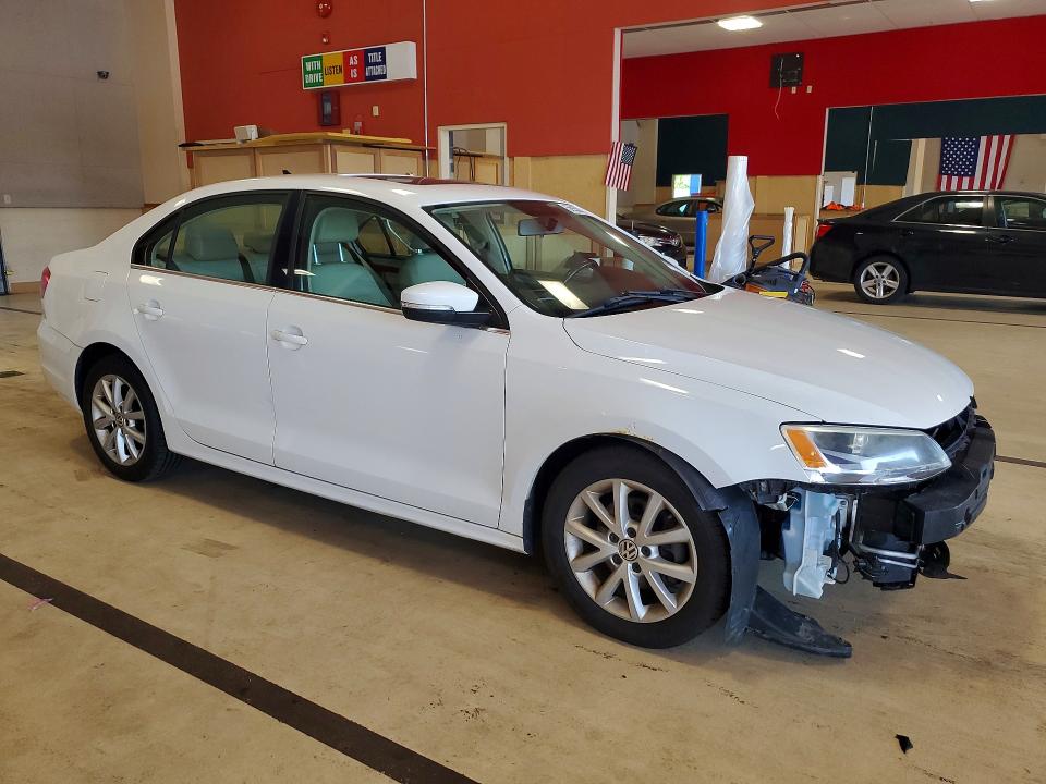 56938166 :رقم المزاد ، 3VWDP7AJ6DM393872 vin ، 2013 Volkswagen Jetta مزاد بيع