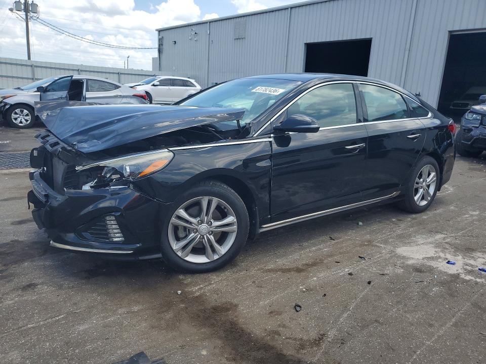Продажа на аукционе авто 2018 Hyundai Sonata, vin: 5NPE34AF2JH720265, номер лота: 61782436