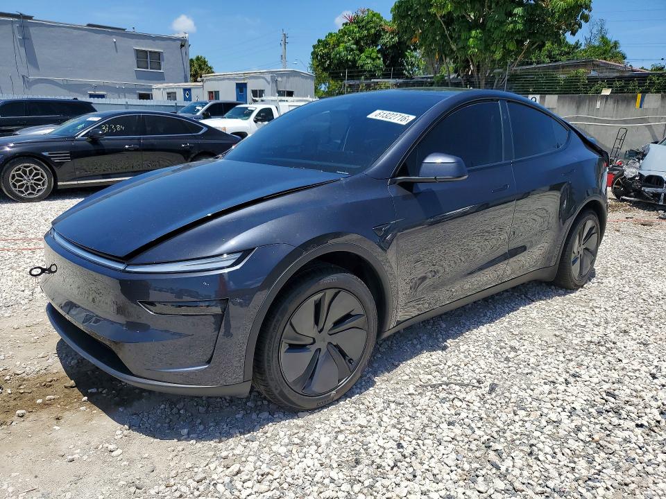 Продажа на аукционе авто 2026 Tesla Model Y, vin: 7SAYGDEDXTA462380, номер лота: 61322716