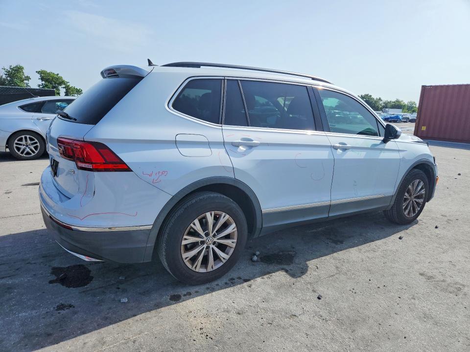 Продажа на аукционе авто 2018 Volkswagen Tiguan, vin: 3VV3B7AX9JM038936, номер лота: 60299406