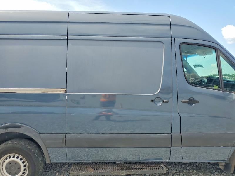 60364426 :رقم المزاد ، WD3PE7CD2JP640804 vin ، 2018 Mercedes-benz Sprinter مزاد بيع