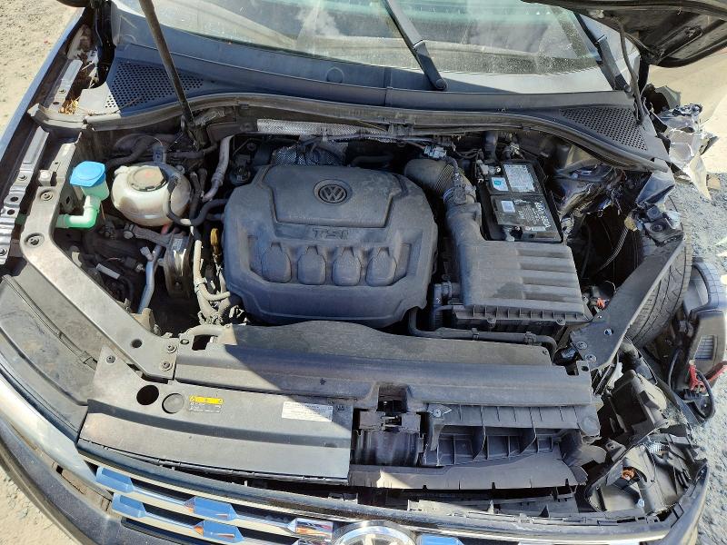 Продажа на аукционе авто 2018 Volkswagen Tiguan, vin: 3VV3B7AX1JM027154, номер лота: 61513176