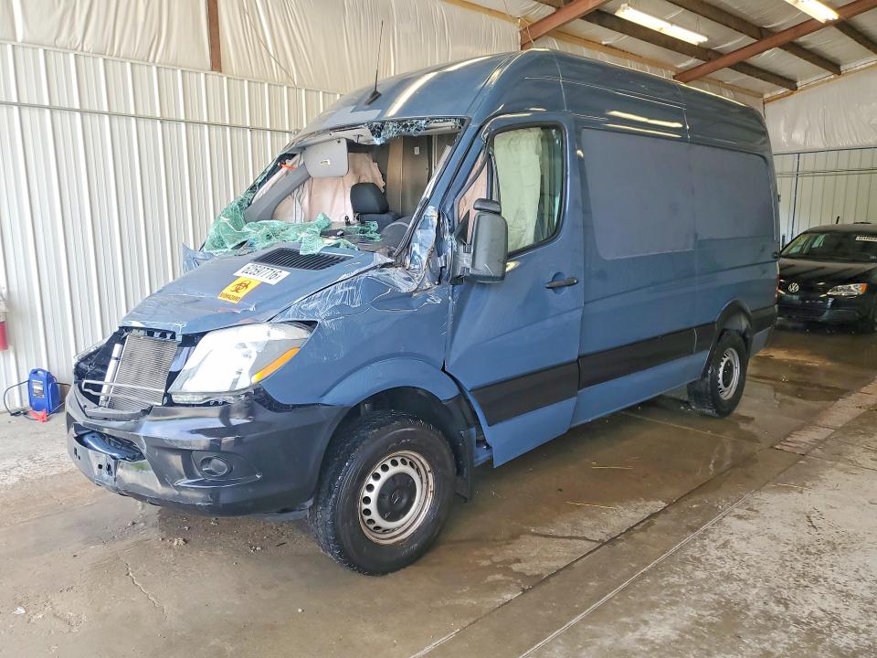62597716 :رقم المزاد ، WD3PE7CD6JP634777 vin ، 2018 Mercedes-benz Sprinter مزاد بيع