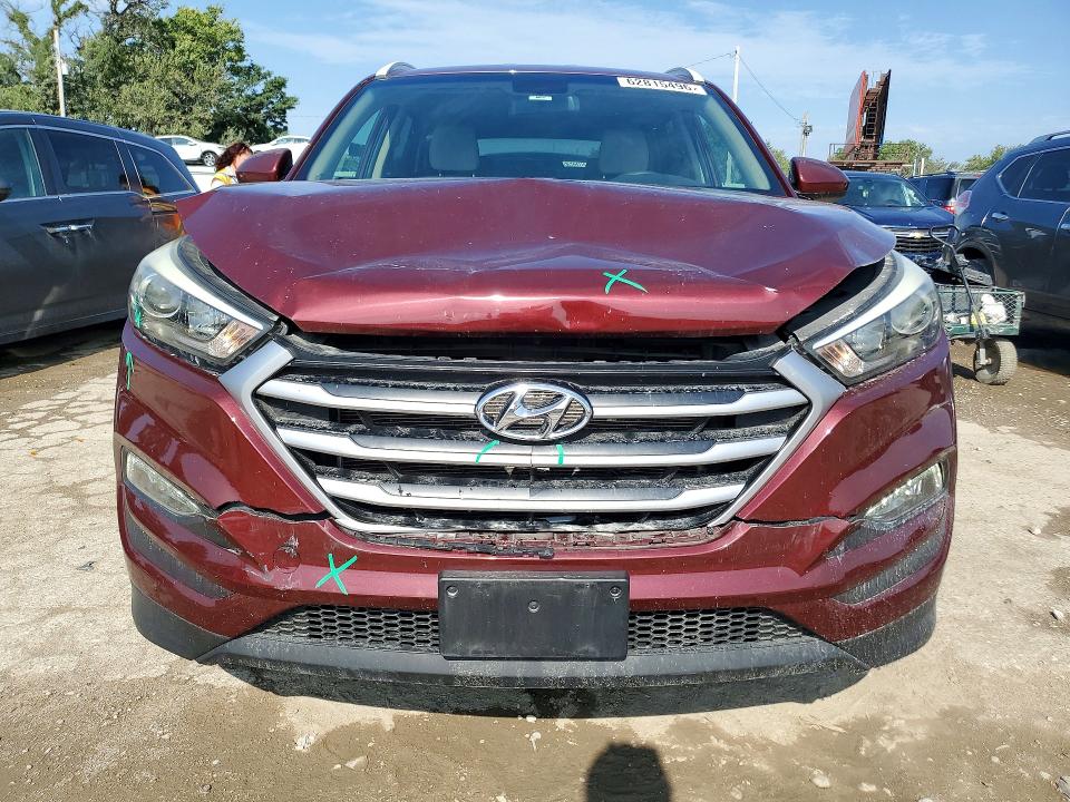 62815496 :رقم المزاد ، KM8J3CA47HU423219 vin ، 2017 Hyundai Tucson مزاد بيع