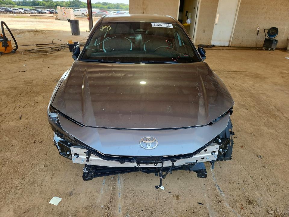 63047736 :رقم المزاد ، 4T1DAACK8SU635007 vin ، 2025 Toyota Camry مزاد بيع