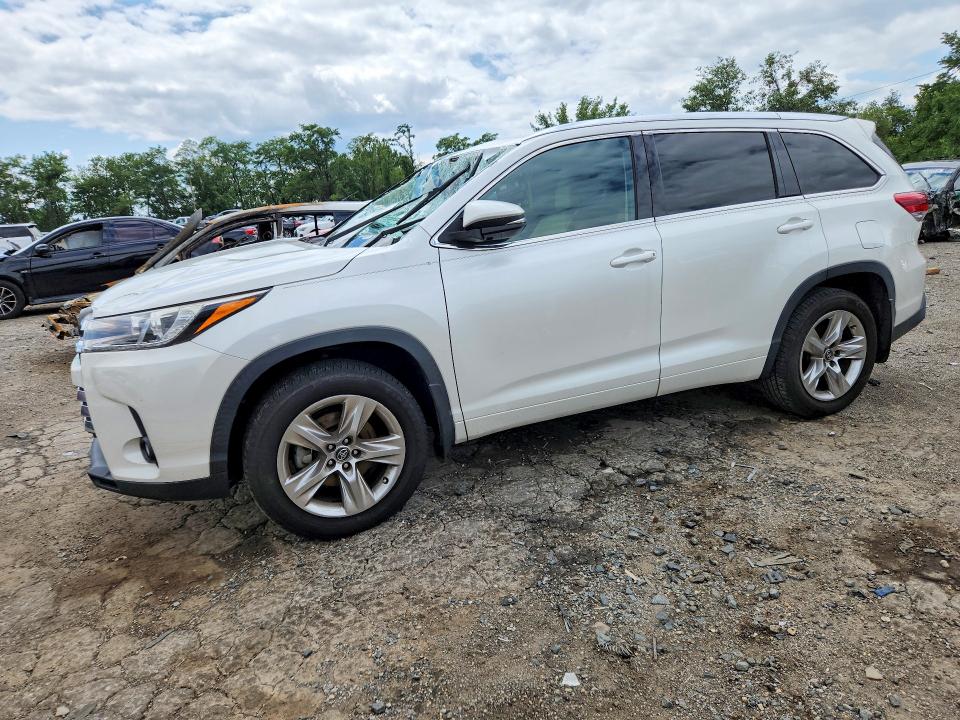 Продаж на аукціоні авто 2017 Toyota Highlander, vin: 5TDDZRFH1HS433151, номер лоту: 62852806