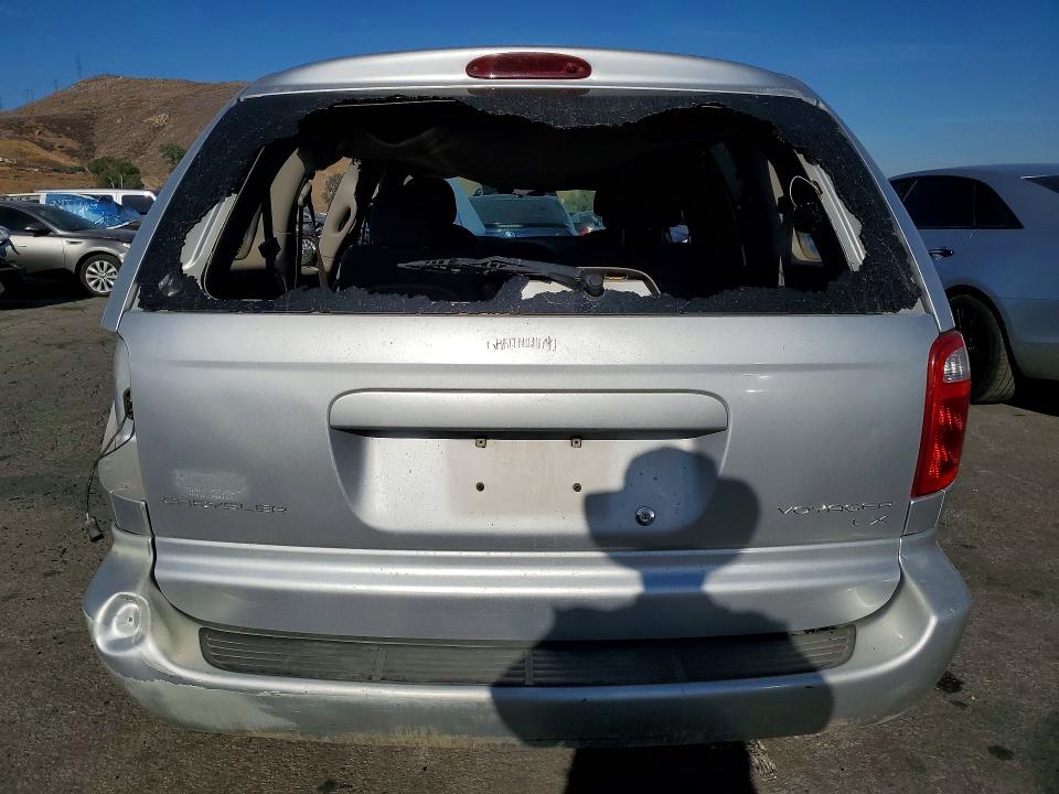 2003 Chrysler Voyager მანქანა იყიდება აუქციონზე, vin: 1C8GJ45303B229761, აუქციონის ნომერი: 61003636