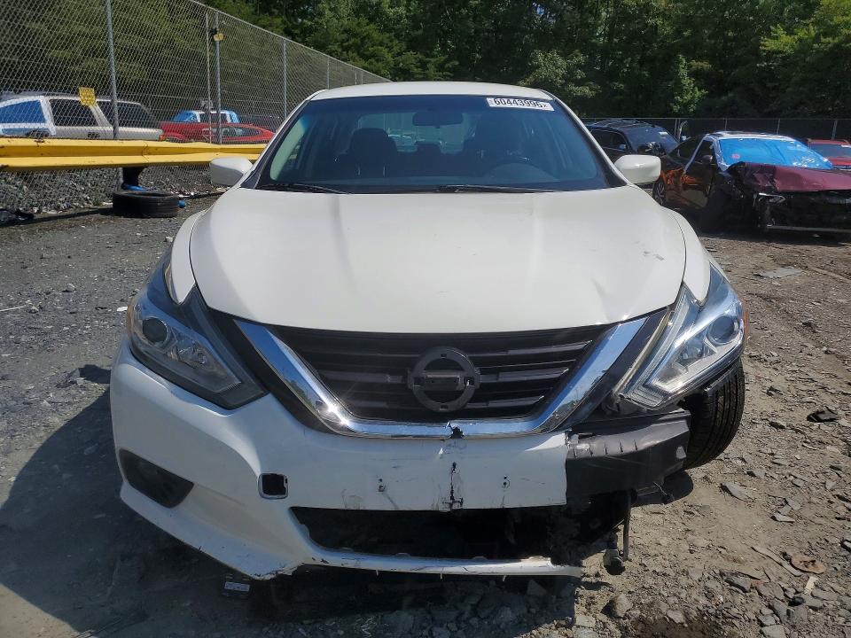 2018 Nissan Altima მანქანა იყიდება აუქციონზე, vin: 1N4AL3AP5JC205277, აუქციონის ნომერი: 60443996