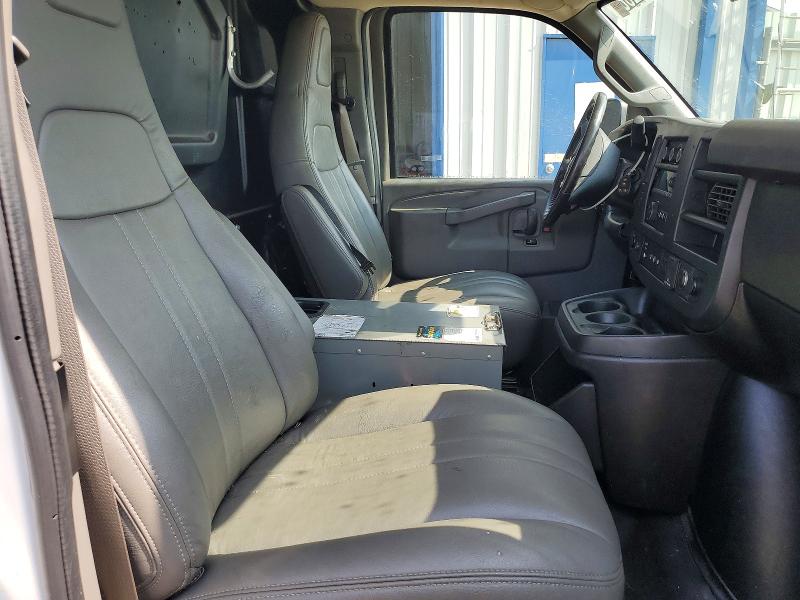 2020 Chevrolet Express G2500 მანქანა იყიდება აუქციონზე, vin: 1GCWGAFG5L1242670, აუქციონის ნომერი: 61840286
