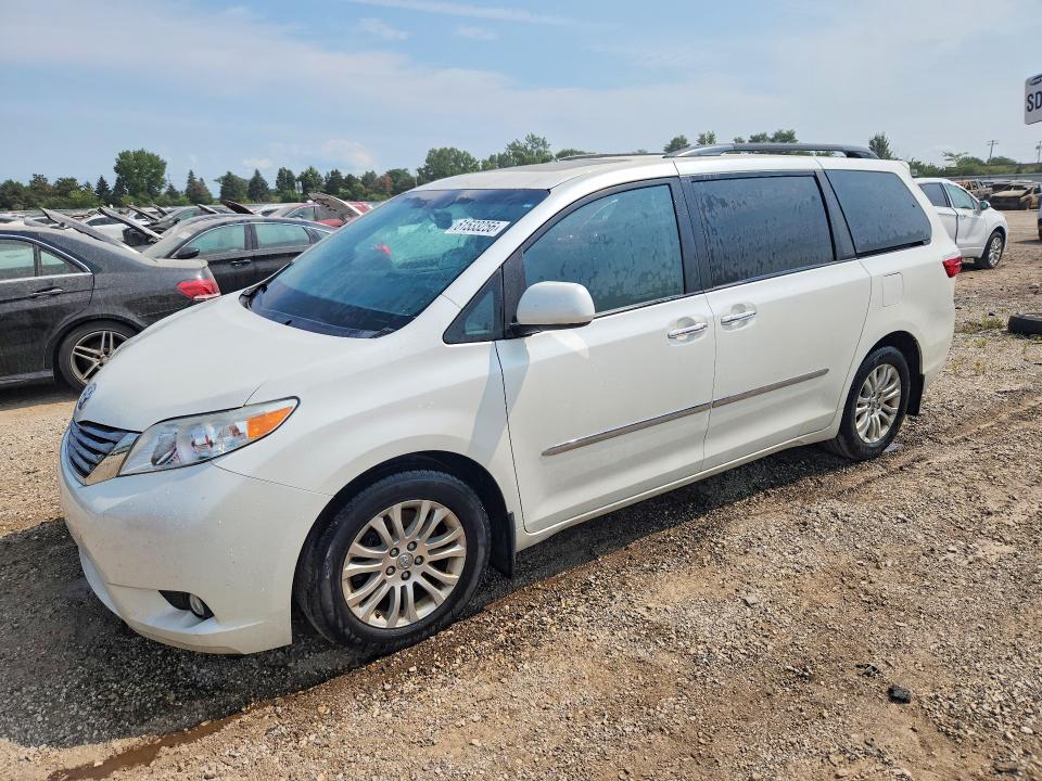 Aukcja sprzedaży 2017 Toyota Sienna, vin: 5TDYZ3DC6HS827976, numer aukcji: 61533256
