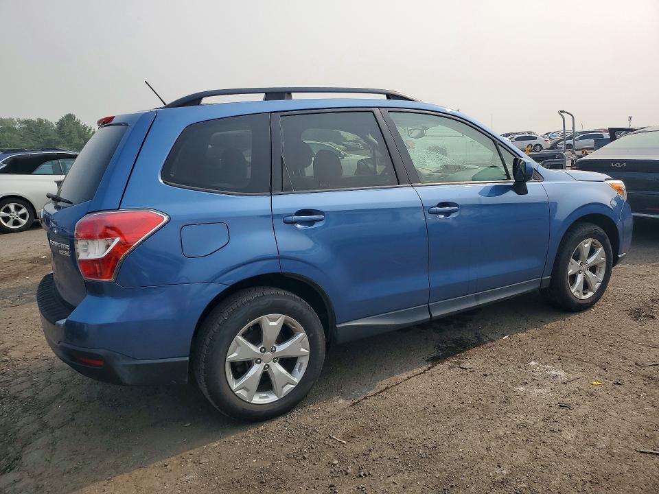 60918756 :رقم المزاد ، JF2SJADC0FH805573 vin ، 2015 Subaru Forester مزاد بيع