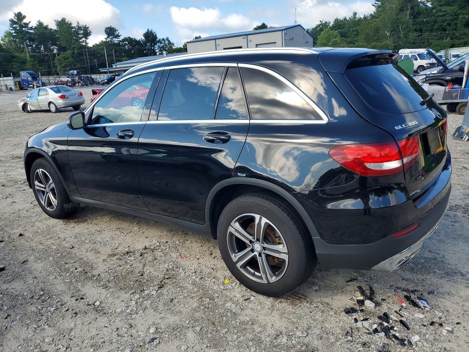 63214876 :رقم المزاد ، WDC0G4KB7HF196636 vin ، 2017 Mercedes-benz Glc مزاد بيع