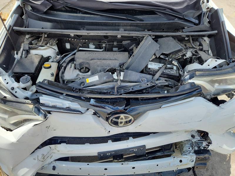 Продаж на аукціоні авто 2017 Toyota Rav4, vin: 2T3RFREV4HW627919, номер лоту: 62108616