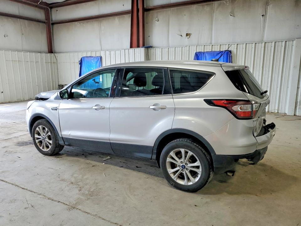 60787936 :رقم المزاد ، 1FMCU9GD6HUA84940 vin ، 2017 Ford Escape مزاد بيع
