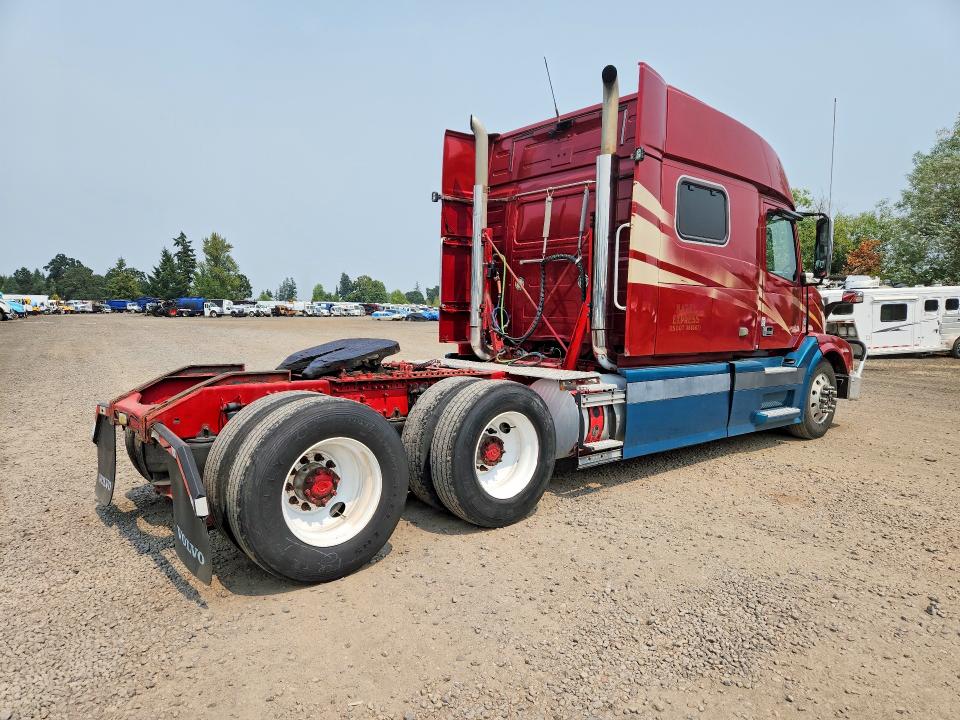 Продаж на аукціоні авто 2008 Volvo Vnl, vin: 4V4NC9EJ48N262982, номер лоту: 61977466