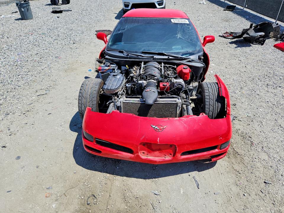 61583006 :رقم المزاد ، 1G1YY22G8X5104212 vin ، 1999 Chevrolet Corvette مزاد بيع