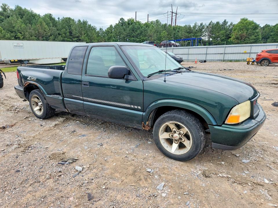 2001 Gmc Sonoma მანქანა იყიდება აუქციონზე, vin: 1GTCS195618242399, აუქციონის ნომერი: 61942896