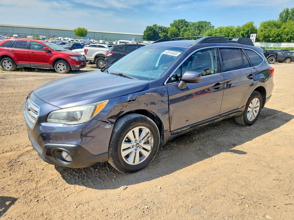 60916806 :رقم المزاد ، 4S4BSACC7F3333572 vin ، 2015 Subaru Outback مزاد بيع