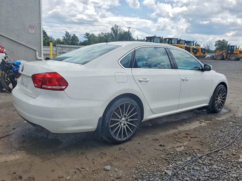 Продаж на аукціоні авто 2015 Volkswagen Passat, vin: 1VWBV7A36FC085927, номер лоту: 62639006