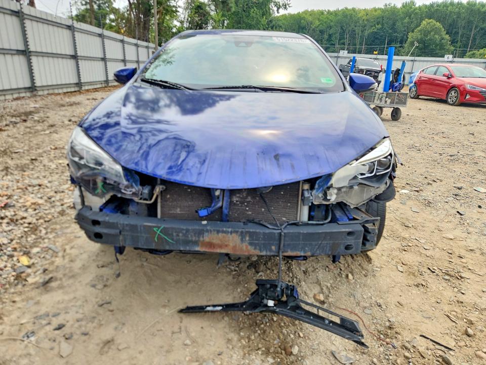 61522376 :رقم المزاد ، 2T1BURHE2JC971901 vin ، 2018 Toyota Corolla مزاد بيع