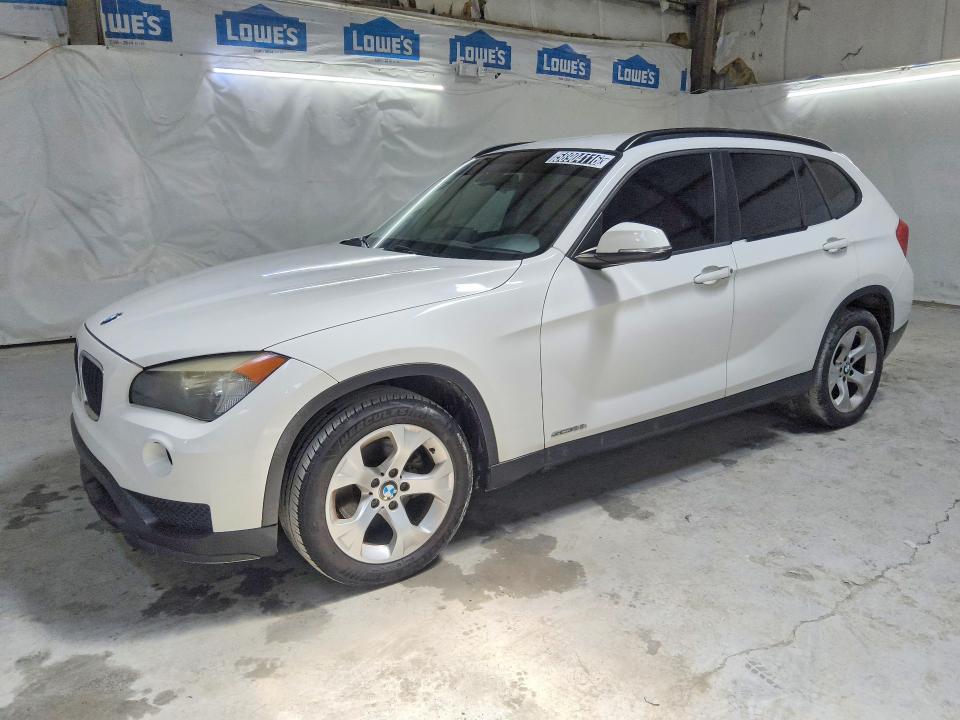 Продажа на аукционе авто 2015 Bmw X1, vin: WBAVM1C57FV318150, номер лота: 58904116