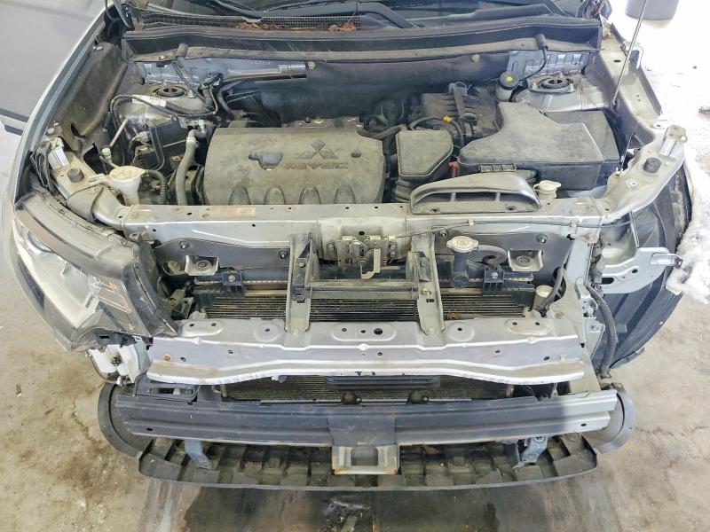 Продажа на аукционе авто 2016 Mitsubishi Outlander, vin: JA4AZ3A30GZ010371, номер лота: 85964415