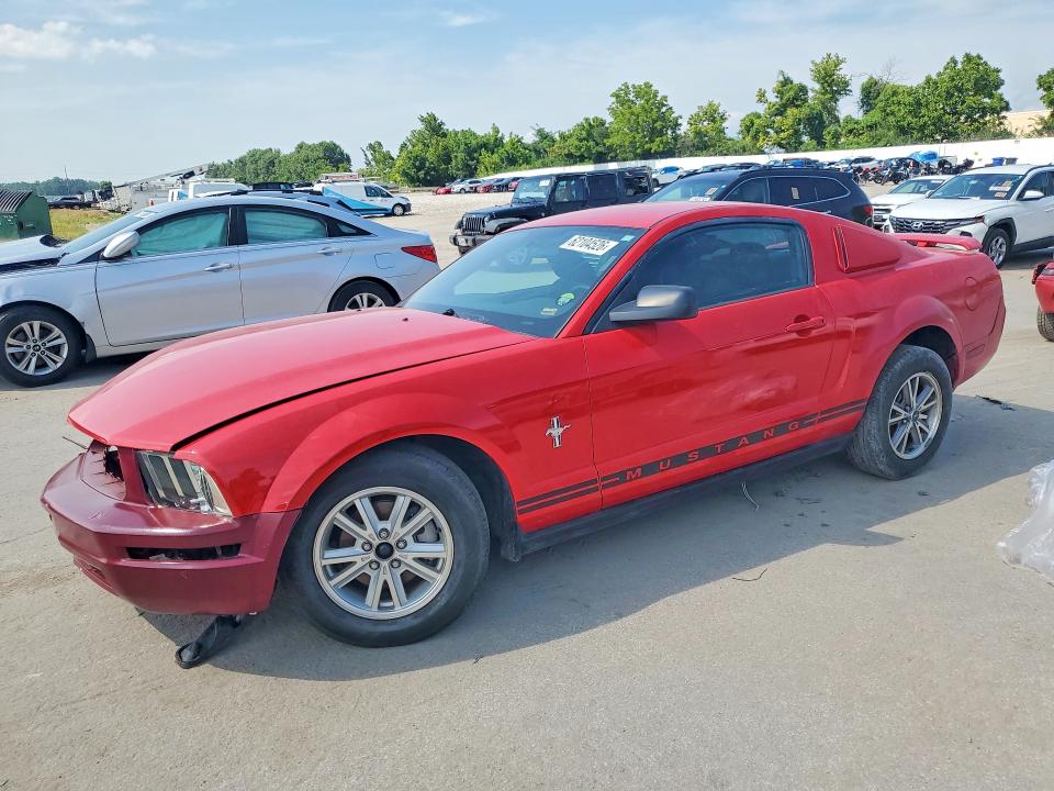 2006 Ford Mustang მანქანა იყიდება აუქციონზე, vin: 1ZVFT80N265117194, აუქციონის ნომერი: 62104526