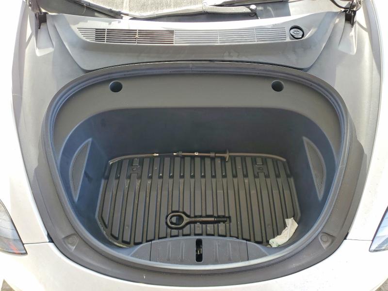 62003196 :رقم المزاد ، 5YJ3E1EAXPF582660 vin ، 2023 Tesla Model 3 مزاد بيع