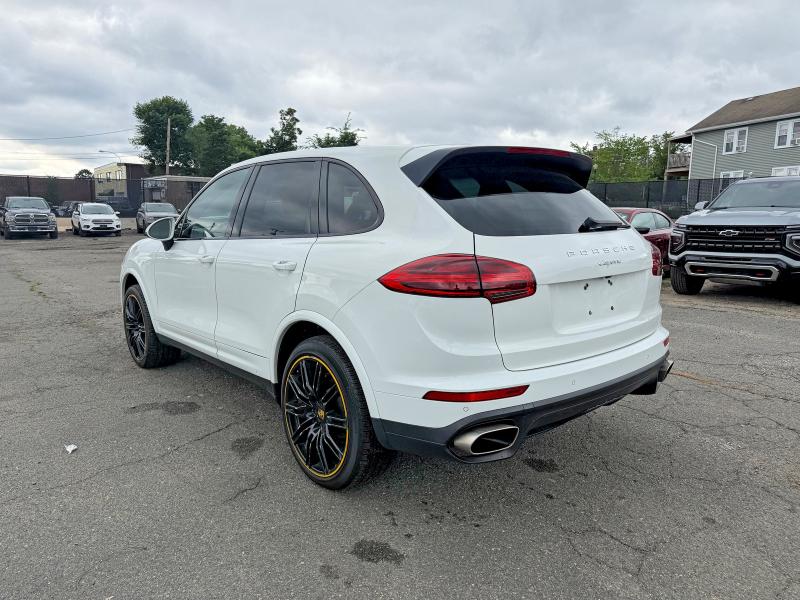 60371366 :رقم المزاد ، WP1AA2A21JKA02261 vin ، 2018 Porsche Cayenne مزاد بيع