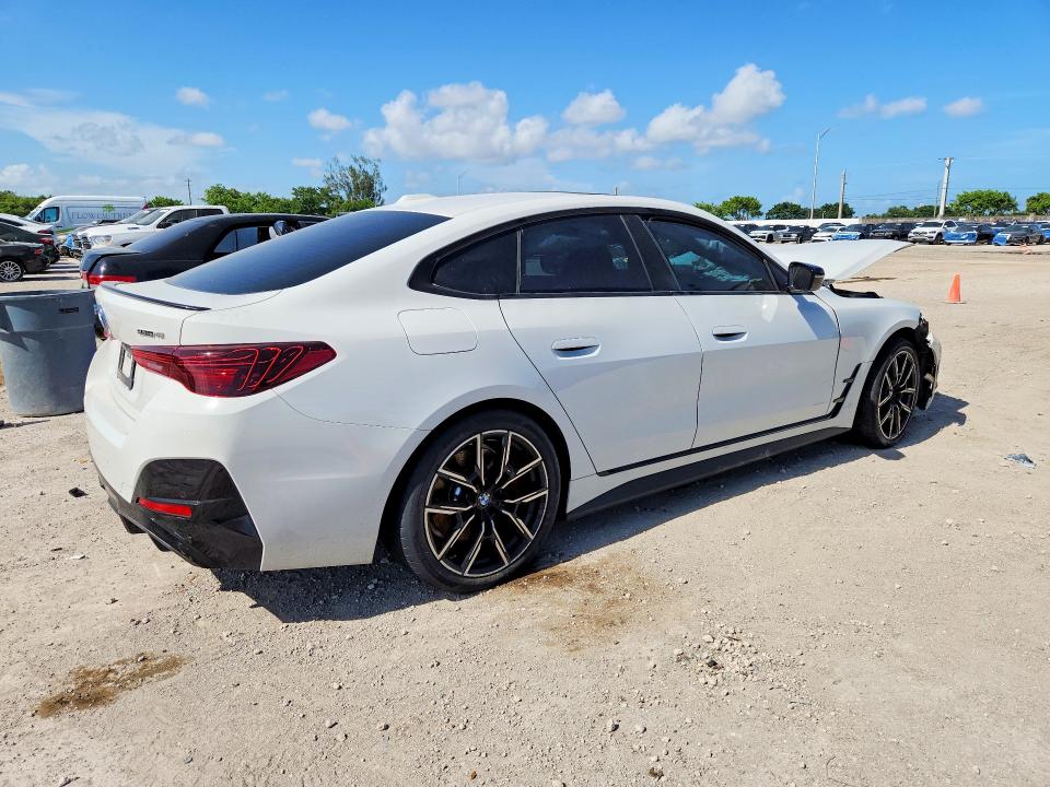 62136936 :رقم المزاد ، WBY23HD06SFV63366 vin ، 2025 Bmw I4 مزاد بيع