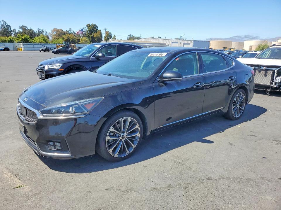60045596 :رقم المزاد ، KNALC4J12K5153579 vin ، 2019 Kia Cadenza مزاد بيع