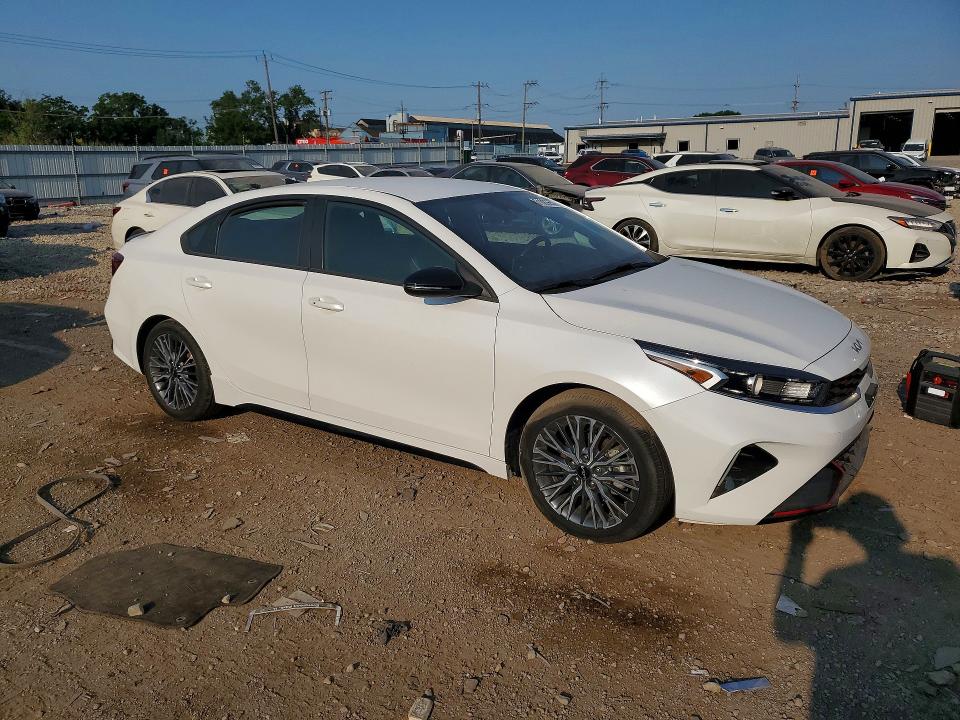 2023 Kia Forte მანქანა იყიდება აუქციონზე, vin: 3KPF54AD1PE653605, აუქციონის ნომერი: 61085656