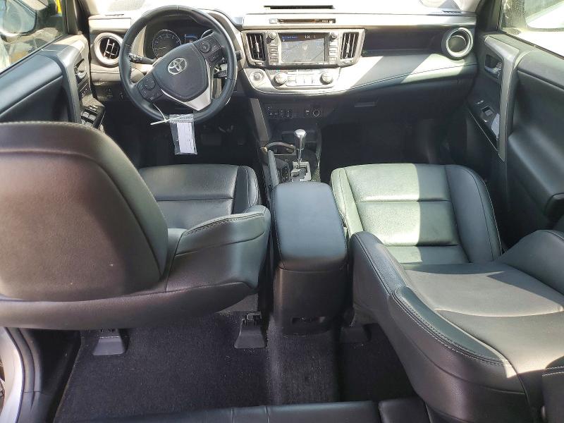 61912526 :رقم المزاد ، 2T3YFREV8HW322600 vin ، 2017 Toyota Rav4 مزاد بيع
