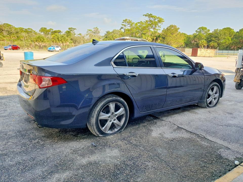 63424436 :رقم المزاد ، JH4CU2F66BC008483 vin ، 2011 Acura Tsx مزاد بيع